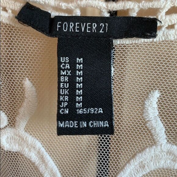 Forever 21 Red & White Floral Racer Back Lace Crop Top  Paisley Crochet size M - Picture 5 of 13